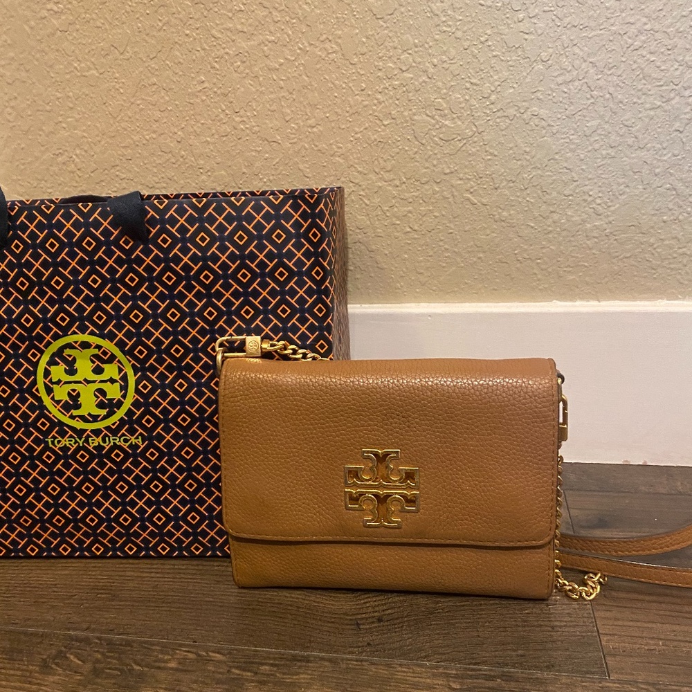 Tory Burch Small wallet Tan Crossbody